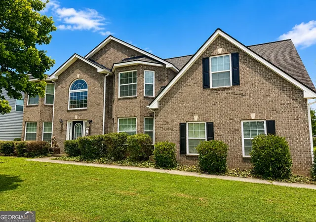 Photo 2 of Single family home for sale at 1933 Wilson Manor Cir, Lawrenceville, GA 30045 | MLS# 10828739 | Listing updated on 2026-09-10