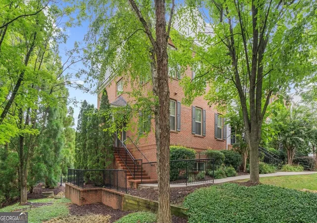Photo 1 of Townhouse for sale at 199 Le Gran Ct, Sandy Springs, GA 30328 | MLS# 10809215 | Listing updated on 2026-08-29