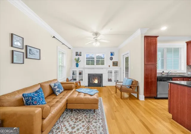 Photo 4 of Townhouse for sale at 199 Le Gran Ct, Sandy Springs, GA 30328 | MLS# 10809215 | Listing updated on 2026-08-29