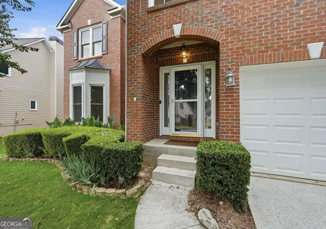 Photo 3 of Single family home for sale at 160 Treadstone Overlook, Suwanee, GA 30024 | MLS# 10798141 | Listing updated on 2026-09-03
