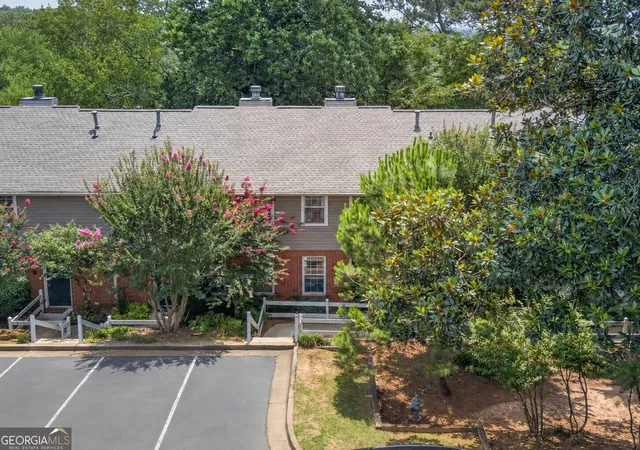 2nd image of 7750 Roswell Rd, Sandy Springs, GA 30350