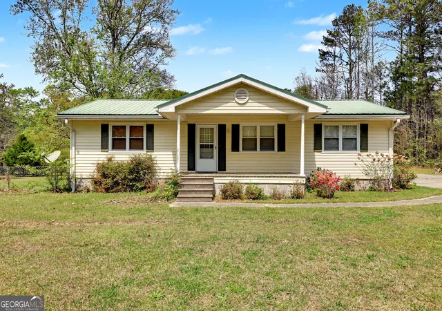 3rd image of 122 Mcintosh Trl, Sharpsburg, GA 30277 | MLS# 10723595