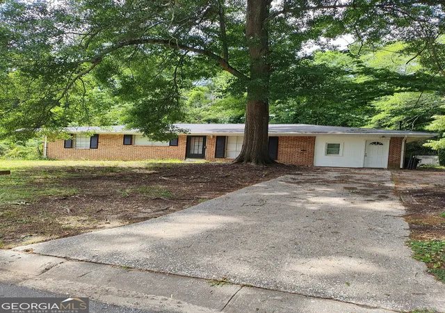 image of 7327 Howard Cir, Jonesboro, GA 30236 | MLS# 10742678
