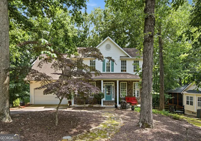 Photo 3 of Single family home for sale at 4050 Shelby Ln, Cumming, GA 30041 | MLS# 10833054 | Listing updated on 2026-08-26