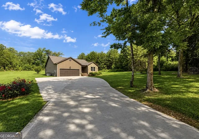Photo 1 of Single family home for sale at 55 Skyline Hts, La Fayette, GA 30728 | MLS# 10820173 | Listing updated on 2026-09-14