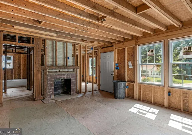 3rd image of 1220 Graymont Dr Sw, Atlanta, GA 30310 | MLS# 10786346