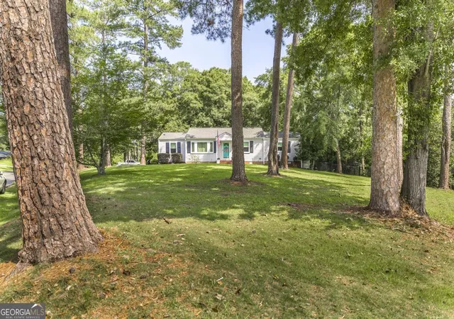 Homes for sale in Macon, GA | 2411 Old Holton Rd, Macon, GA 31204 | MLS# 10799234