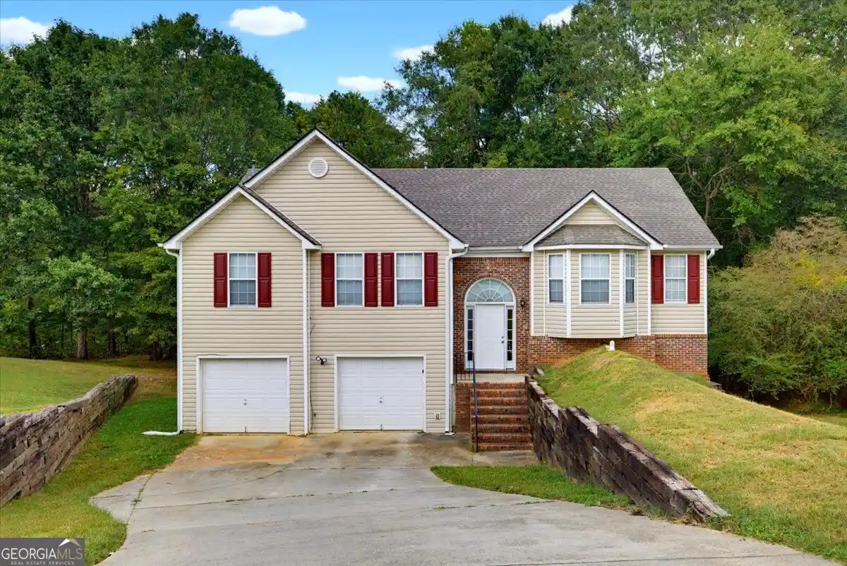 Photo 1 of Single family home for sale at 9491 Whaleys Lake Ln, Jonesboro, GA 30238 | MLS# 10867031 | Listing updated on 2026-10-23
