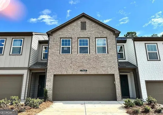 1st image of 742 Vallin St St, Cumming, GA 30041 | MLS# 10818631