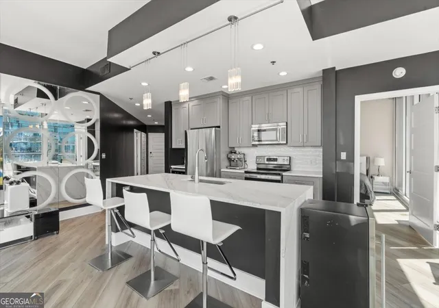 Photo 4 of Condo for sale at 1080 Peachtree St Ne #2110, Atlanta, GA 30309 | MLS# 10761389 | Listing updated on 2026-09-02