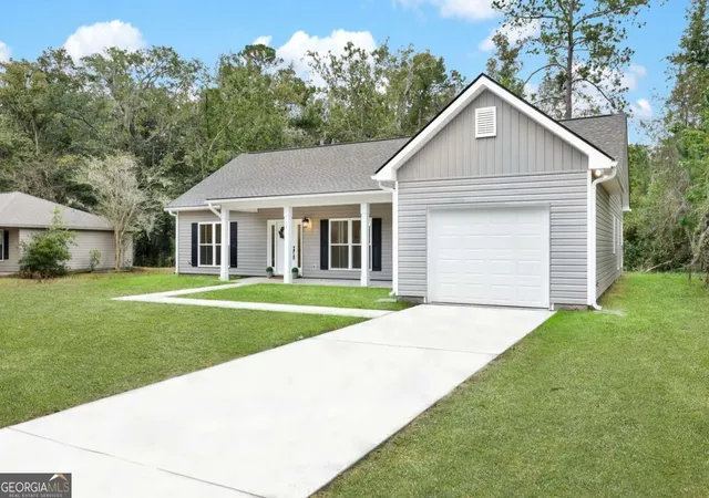2nd image of 124 Creekwood Cir, Kingsland, GA 31548 | MLS# 10826383