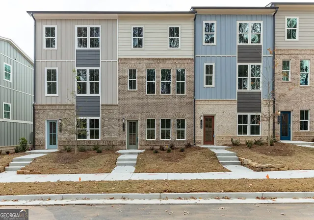 Townhouse for sale at 1162 Buice Lake Pkwy, Acworth, GA 30102 | MLS# 10818491