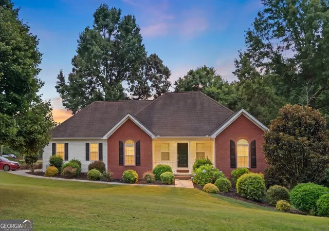 1st image of 20 Alcovy Forest Wy, Covington, GA 30014 | MLS# 10820001