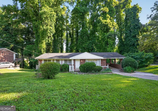 1st image of 3279 Tulip Dr, Decatur, GA 30032 | MLS# 10783606