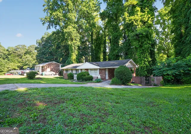 5th image of 3279 Tulip Dr, Decatur, GA 30032 | MLS# 10783606