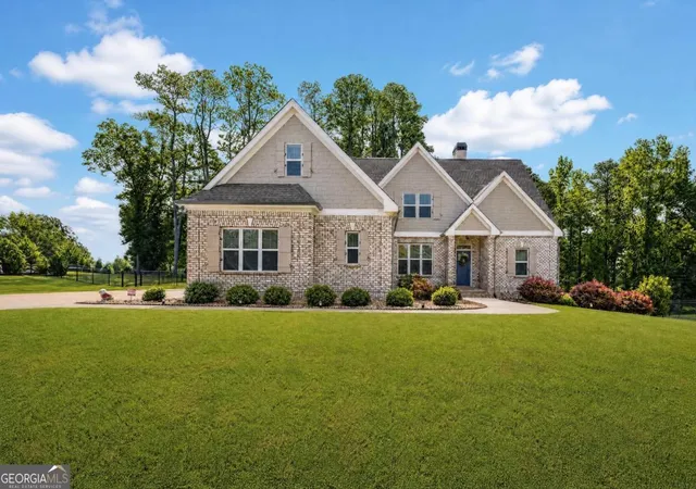 Photo 1 of Sale Pending at 2513 Lily Ln, Statham, GA 30666 | MLS# 10829146 | Listing updated on 2026-09-11