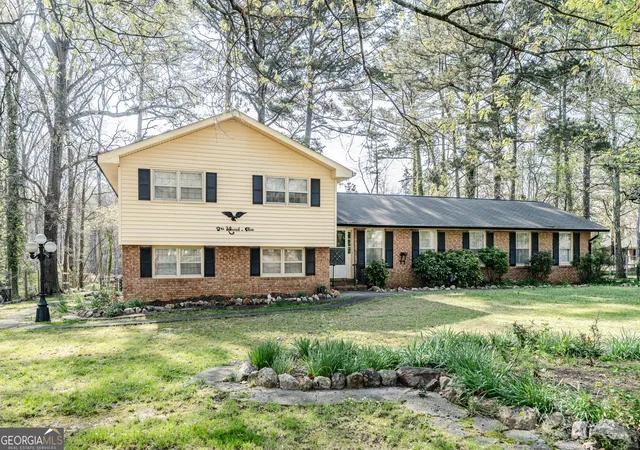2nd image of 103 Rolling Oaks Dr Nw, Rome, GA 30165 | MLS# 10726509