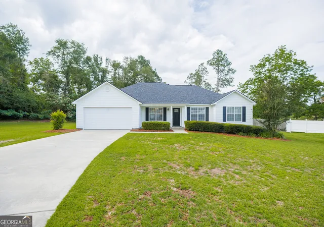 Homes for sale in Valdosta, GA | 3937 Wynnfield Dr, Valdosta, GA 31605 | MLS# 10774320