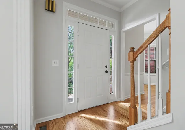 Photo 3 of Single family home for sale at 3055 Heatherstone Dr, Cumming, GA 30041 | MLS# 10729616 | Listing updated on 2026-08-27