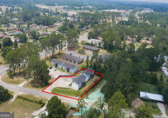 3rd image of 1900 City Circle Rd, Baxley, GA 31513 | MLS# 10817358