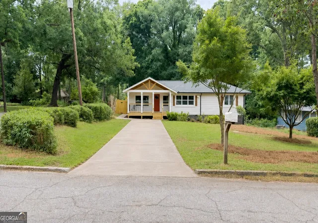 Photo 1 of Single family home for sale at 3491 Maplehurst Dr, Decatur, GA 30032 | MLS# 10816089 | Listing updated on 2026-09-08