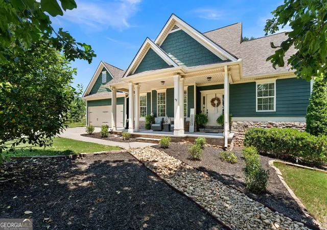 Photo 3 of Single family home for sale at 130 Riverboat Dr SW, Adairsville, GA 30103 | MLS# 10780613 | Listing updated on 2026-09-26