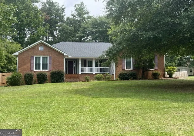 1st image of 106 S Cambridge Dr, Milledgeville, GA 31061 | MLS# 10813973