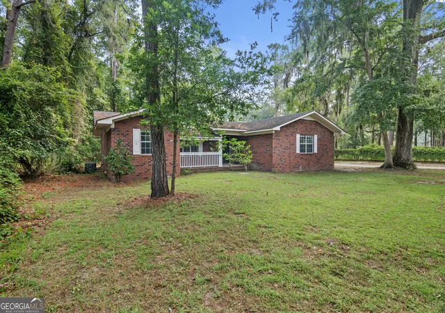 Photo 2 of Single family home for sale at 85 Waters Ave, Allenhurst, GA 31301 | MLS# 10818767 | Listing updated on 2026-08-18