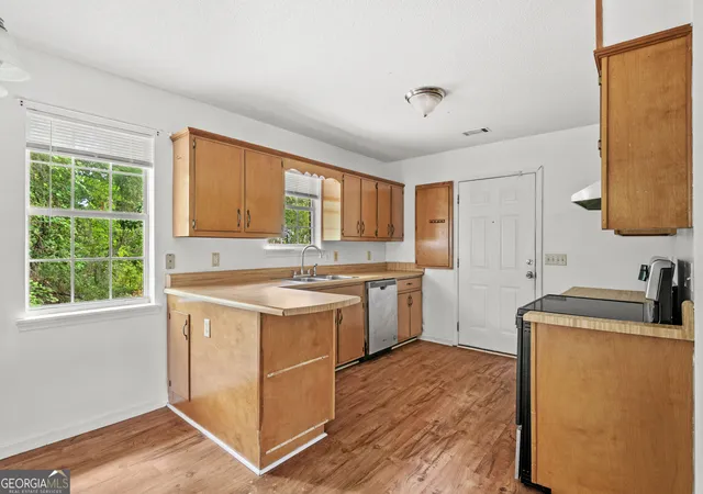 Photo 4 of Single family home for sale at 85 Waters Ave, Allenhurst, GA 31301 | MLS# 10818767 | Listing updated on 2026-10-08