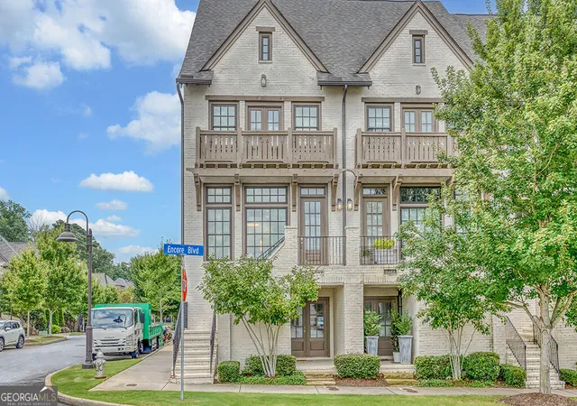 Townhouse for sale at 6807 Encore Blvd, Sandy Springs, GA 30328 | MLS# 10817509