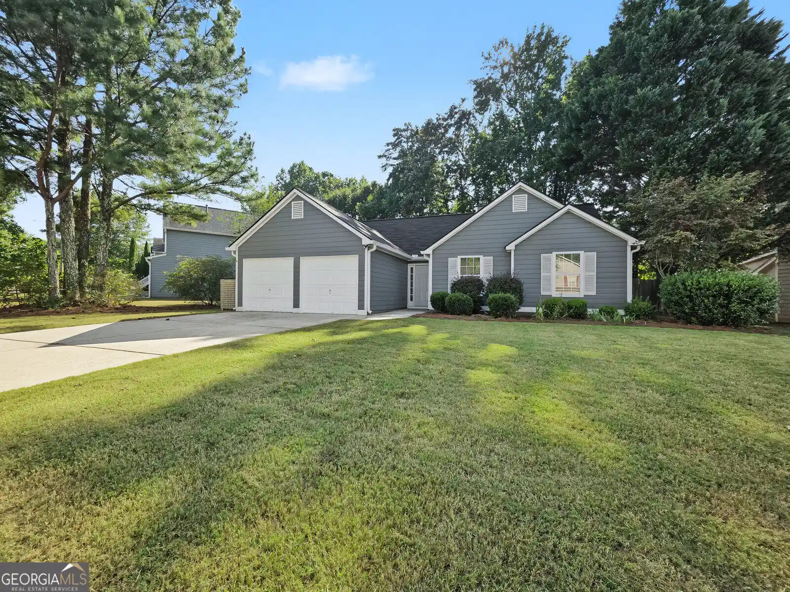 Photo 1 of Single family home for sale at 4887 Lake Park Ln, Acworth, GA 30101 | MLS# 10867112 | Listing updated on 2026-10-17