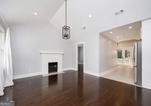 Photo 4 of Single family home for sale at 1492 Sharon St Nw, Atlanta, GA 30314 | MLS# 10822449 | Listing updated on 2026-09-11