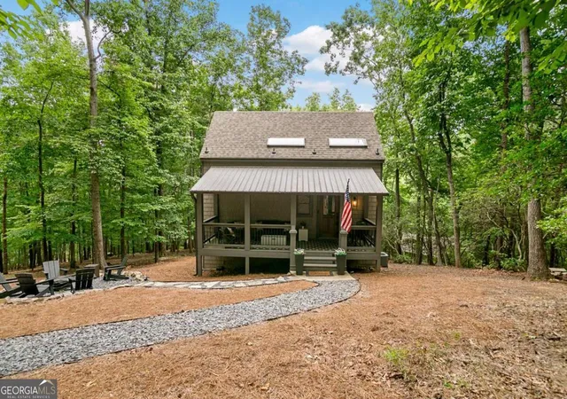 2nd image of 233 Lone Wolf Trl, Jasper, GA 30143 | MLS# 10791039