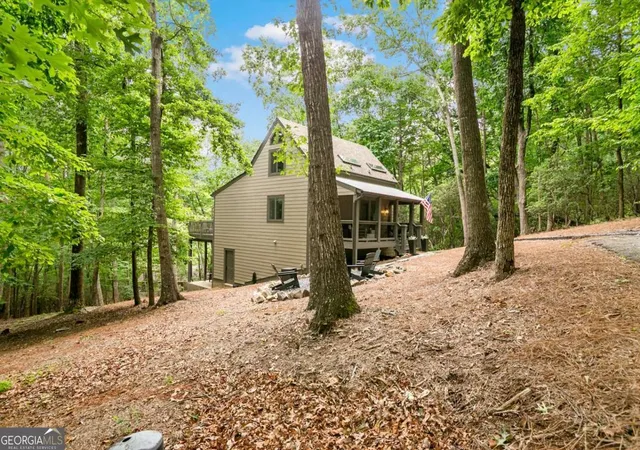 Photo 4 of Single family home for sale at 233 Lone Wolf Trl, Jasper, GA 30143 | MLS# 10791039 | Listing updated on 2026-09-17