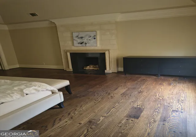 Photo 4 of Townhouse for sale at 3085 Slayton #UNIT 9, Atlanta, GA 30305 | MLS# 10814566 | Listing updated on 2026-08-26