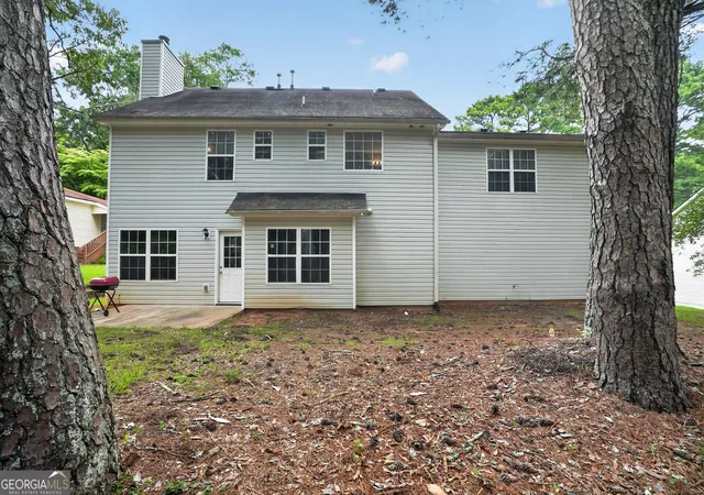 4th image of 5499 Sigman St, Stone Mountain, GA 30083 | MLS# 10820553