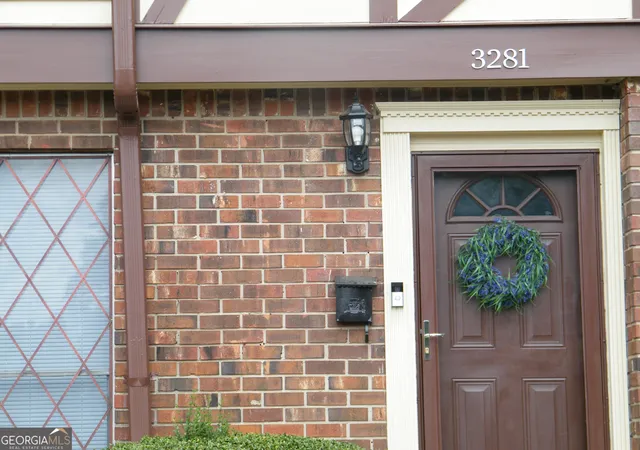 1st image of 3281 Abbeywood Dr, Decatur, GA 30034 | MLS# 10819141