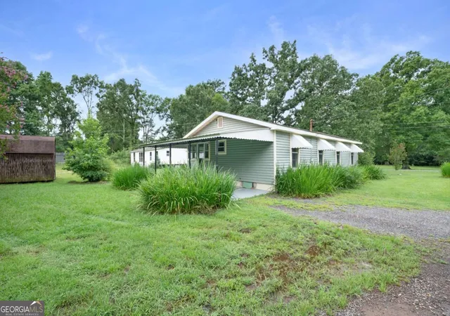 3rd image of 154 County Line Rd, Plainville, GA 30733 | MLS# 10808656