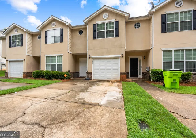 2nd image of 2312 Coach Wy, Jonesboro, GA 30236 | MLS# 10816987