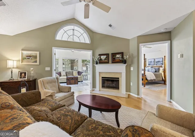 Photo 2 of Condo for sale at 2943 Oakside Cir, Alpharetta, GA 30004 | MLS# 10828522 | Listing updated on 2026-09-02