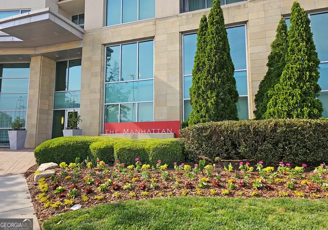 Photo 2 of Condo for sale at 4561 Olde Perimeter Wy #604, Atlanta, GA 30346 | MLS# 10833715 | Listing updated on 2026-09-08