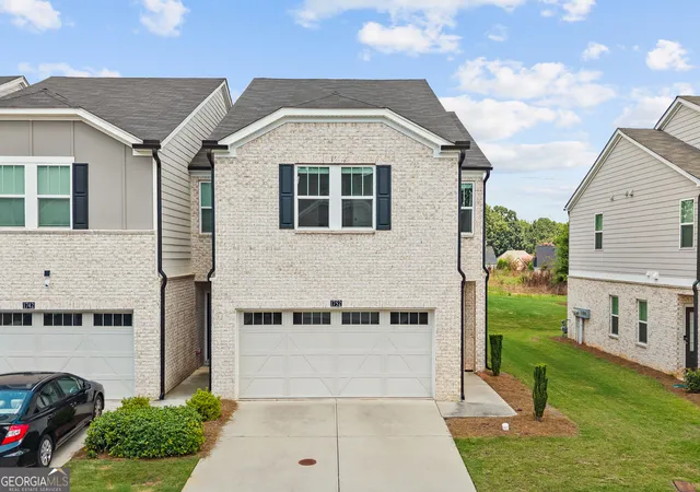 Photo 2 of Townhouse for sale at 1752 Villageside Ct, Lawrenceville, GA 30043 | MLS# 10829275 | Listing updated on 2026-09-03