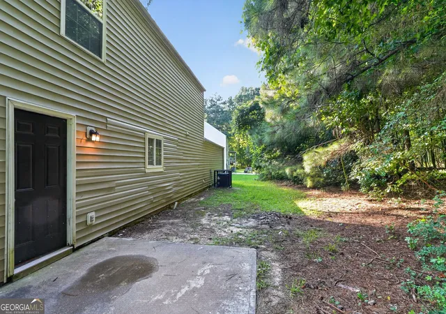 Photo 2 of Sale Pending at 1995 Surrey Trl, South Fulton, GA 30349 | MLS# 10829801 | Listing updated on 2026-10-27