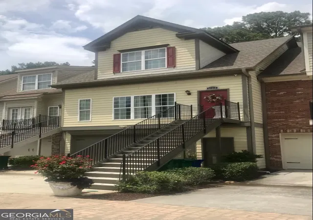 2nd image of 3162 Stonewyck Pl, Decatur, GA 30033 | MLS# 10775344