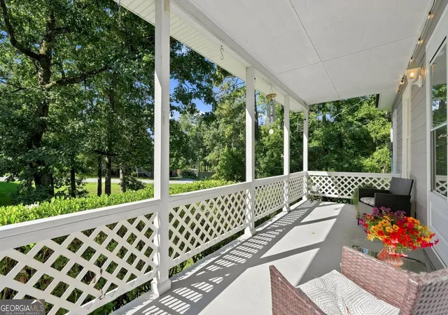 Photo 3 of Single family home for sale at 1423 Enchanted Lake Dr Nw, Conyers, GA 30012 | MLS# 10829150 | Listing updated on 2026-09-02