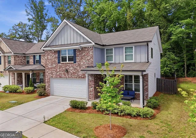 Photo 2 of Single family home for sale at 731 River Gardens Dr Se, Atlanta, GA 30354 | MLS# 10808060 | Listing updated on 2026-08-24