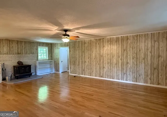 Photo 3 of Single family home for sale at 398 Taylors Chapel Rd, Rabun Gap, GA 30568 | MLS# 10825995 | Listing updated on 2026-09-04