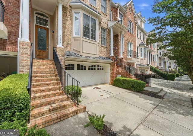 3rd image of 1041 Emory Parc Pl, Decatur, GA 30033 | MLS# 10761460