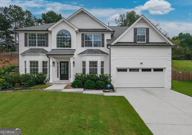 Photo 1 of Single family home for sale at 137 Farm Valley Dr, Canton, GA 30115 | MLS# 10868128 | Listing updated on 2026-10-23