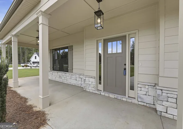 Photo 3 of Single family home for sale at 5 36 Marsh Hawk Ct #5-36, Senoia, GA 30276 | MLS# 10721882 | Listing updated on 2026-08-26